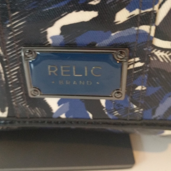 Beautiful bag by Relic💕🍀🌸 - Picture 3 of 12